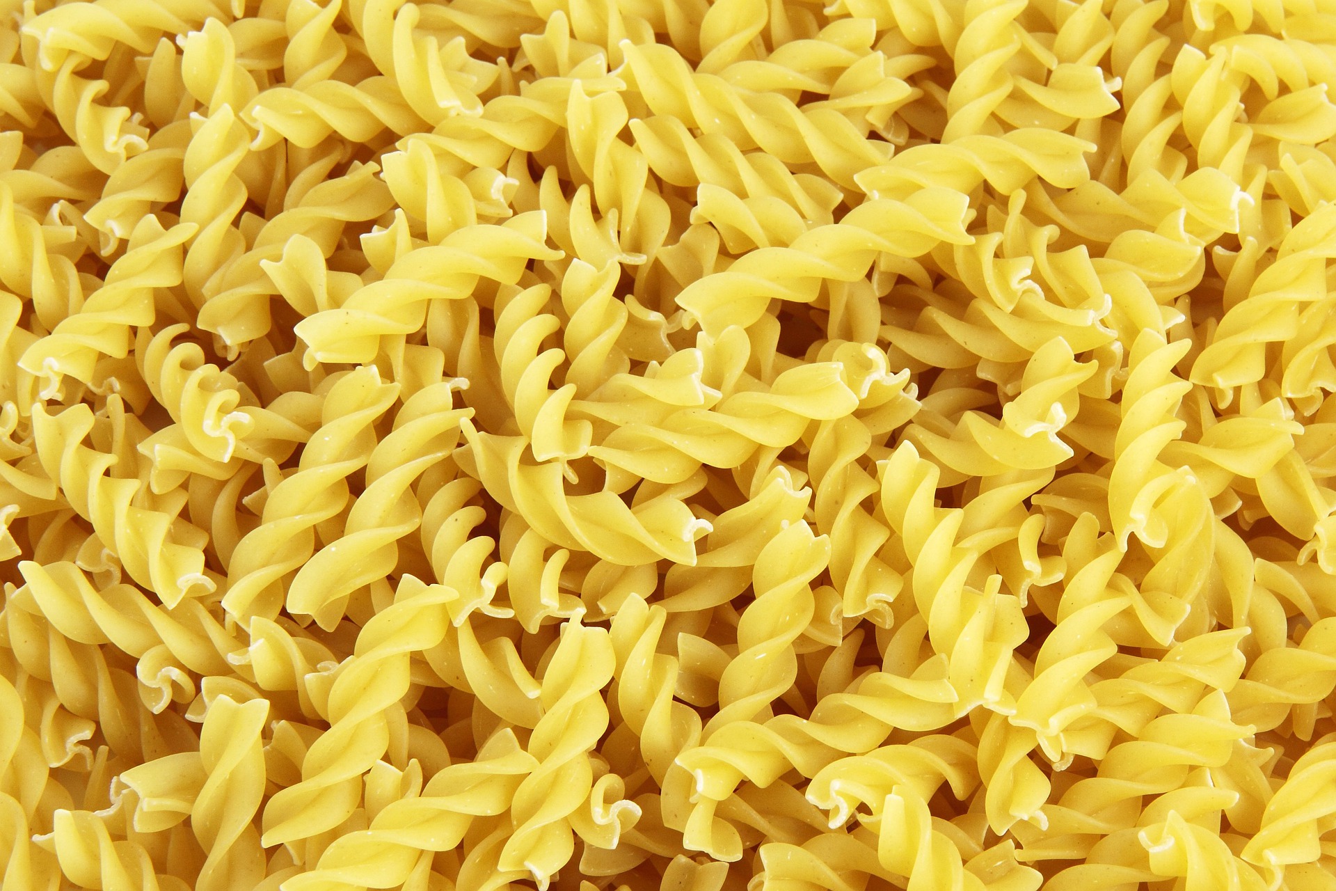 The complex rotini pasta shape makes for excellent salad with pasta recipes.Salad with pasta recipes